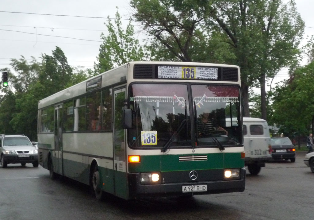 Almaty, Mercedes-Benz O407 # A 921 BHO