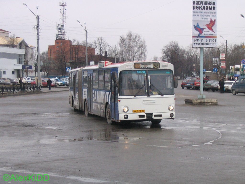Nizhegorodskaya region, Mercedes-Benz O305G # АН 221 52