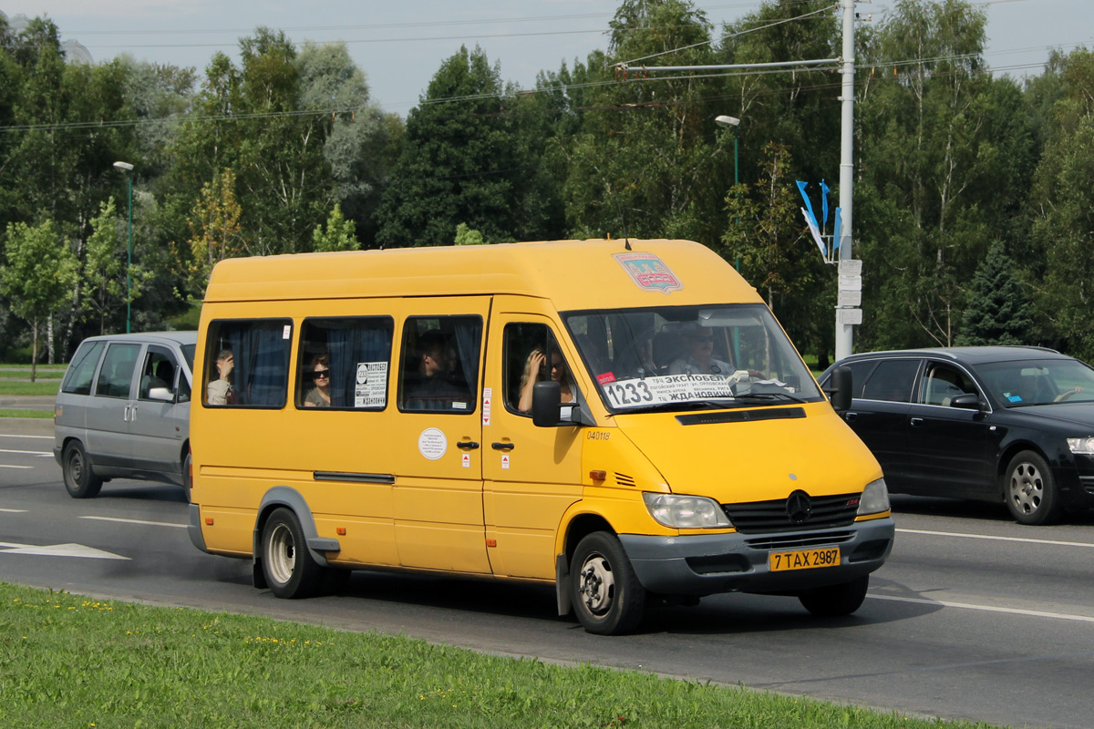 Minsk, Mercedes-Benz Sprinter 411CDI # 040118