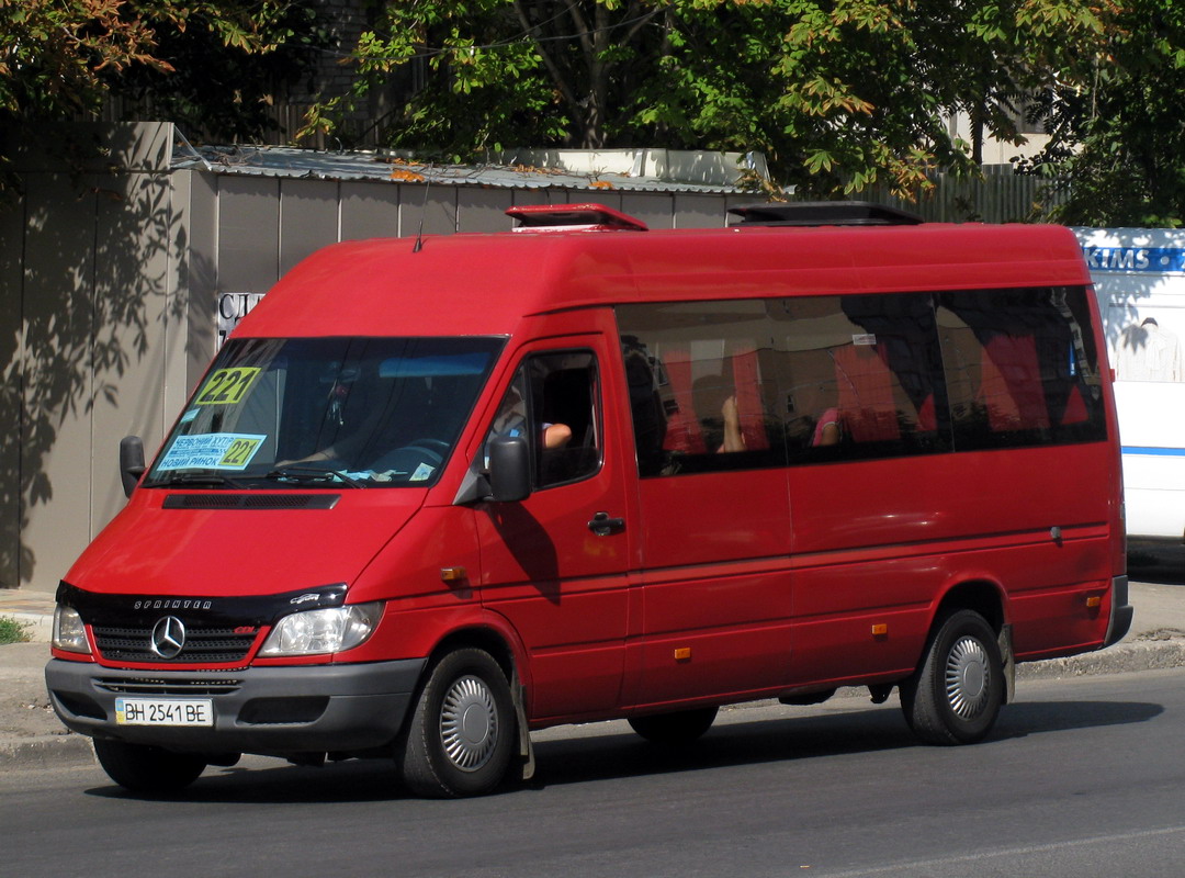 Mercedes Benz Sprinter Bus