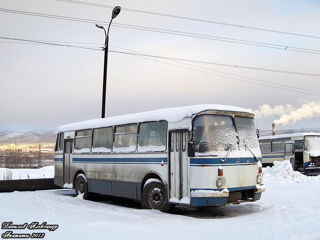Murmansk region, LAZ-695N # АВ 832 51