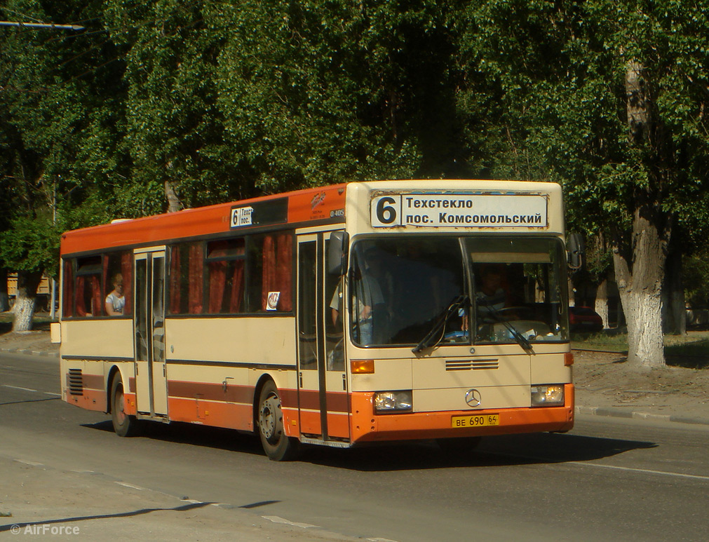 Saratov region, Mercedes-Benz O405 # ВЕ 690 64