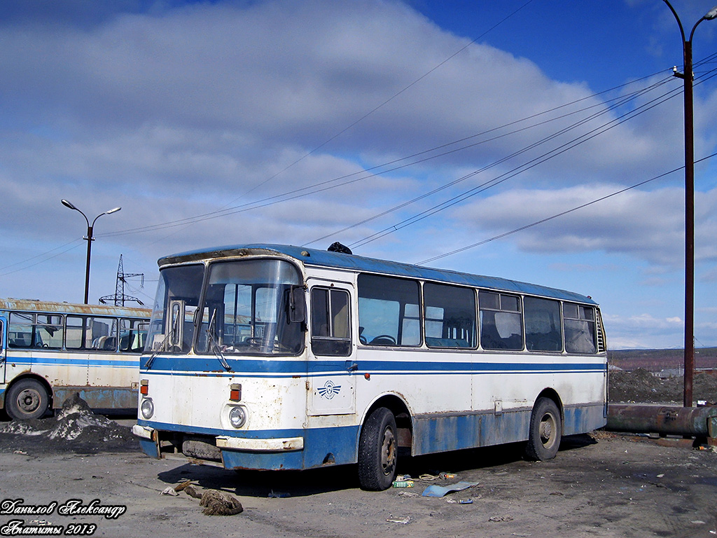 Murmansk region, LAZ-695N # АВ 832 51