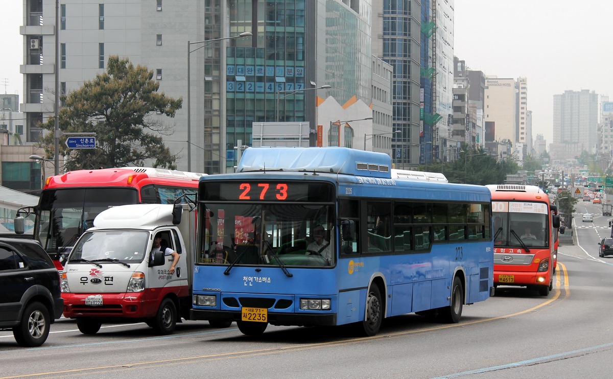 Korean bus