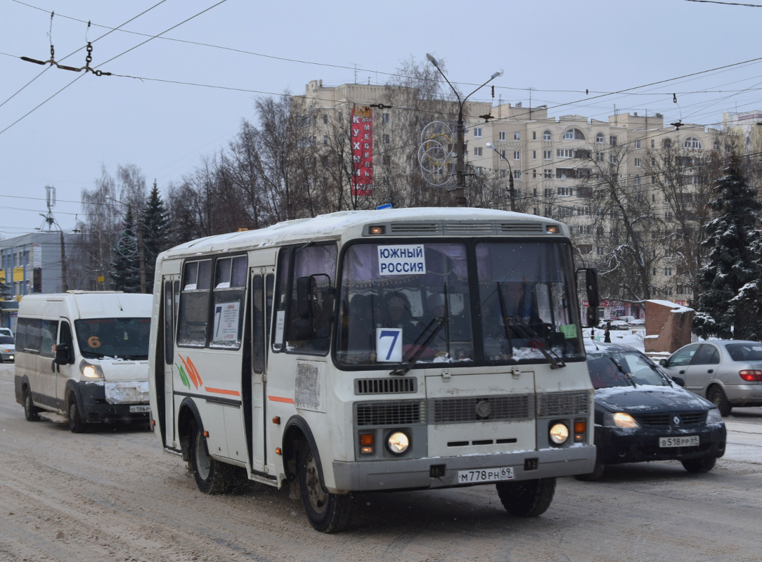 Tver region, PAZ-32054 # М 778 РН 69