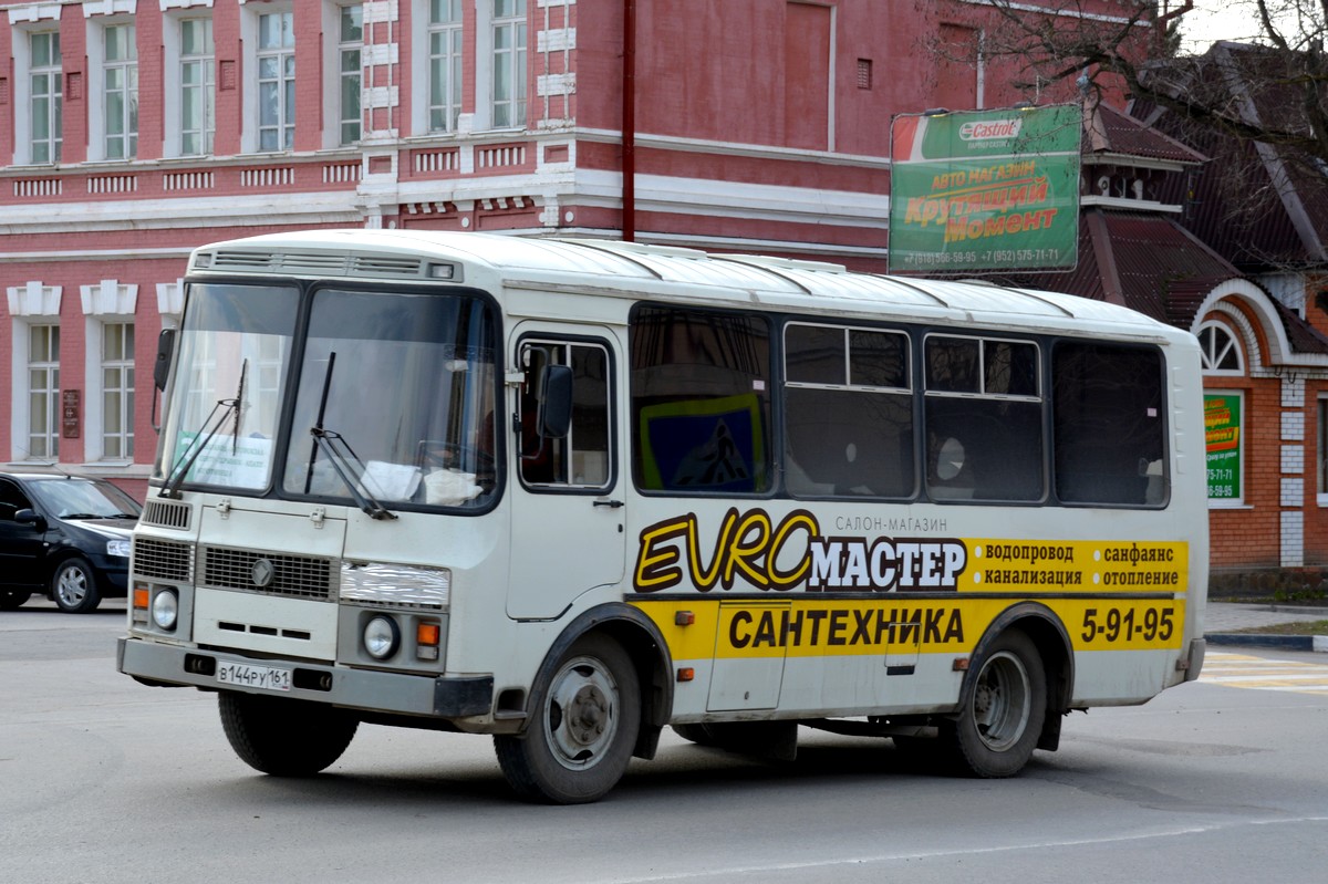 Rostov region, PAZ-32054 # В 144 РУ 161