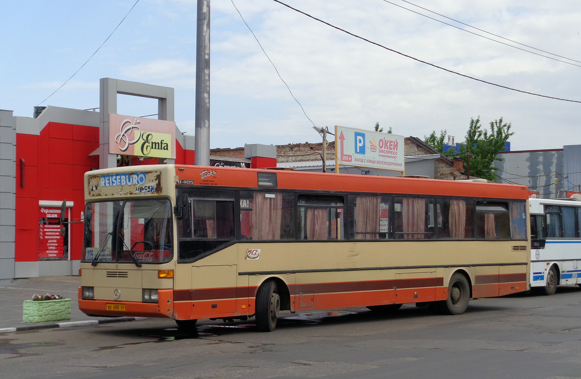 Saratov region, Mercedes-Benz O405 # ВЕ 690 64