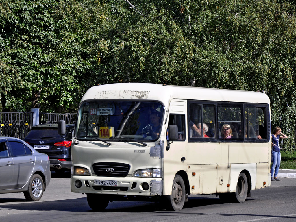 Altayskiy kray, Hyundai County SWB (RZGA) # Т 792 УА 22