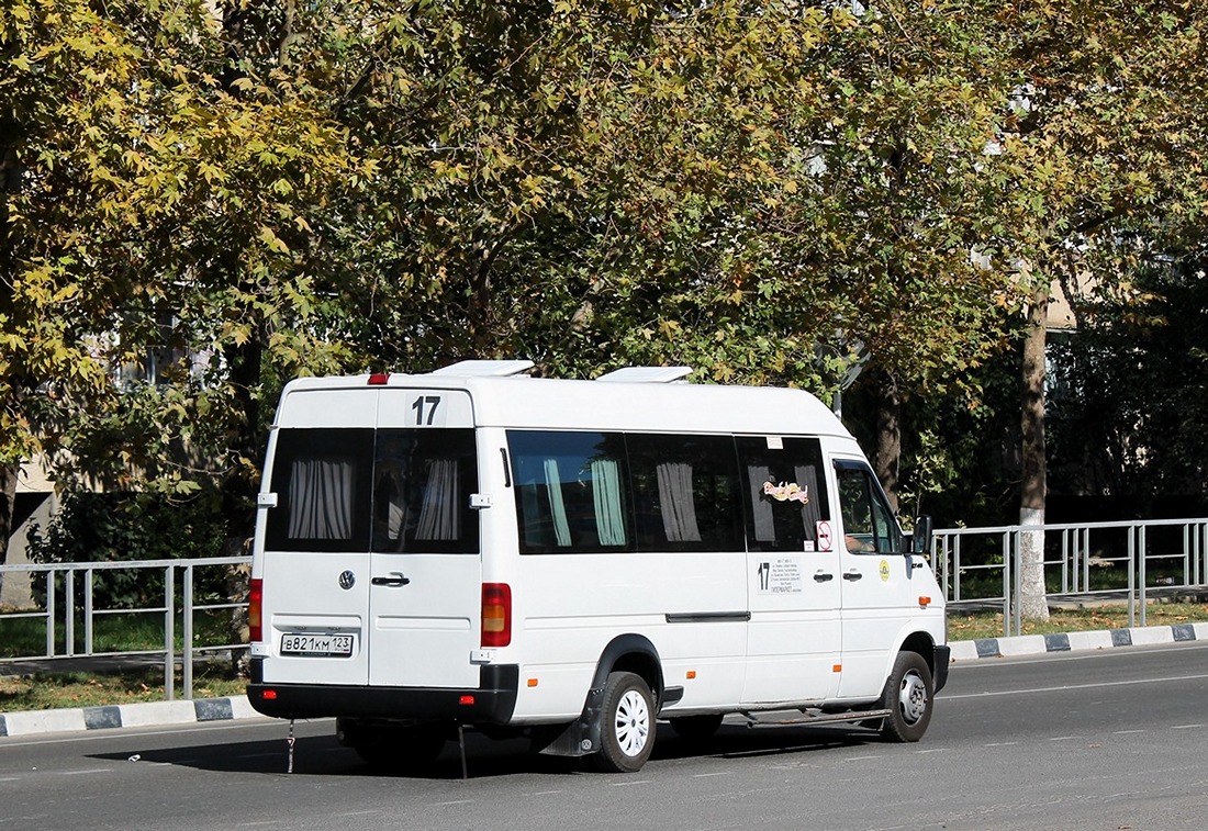 Krasnodar region, Volkswagen LT46 # В 821 КМ 123