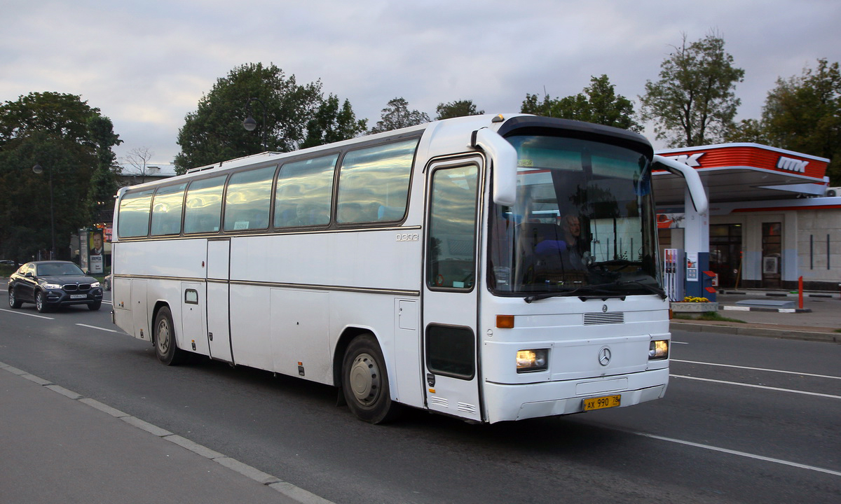 Mercedes Benz o303