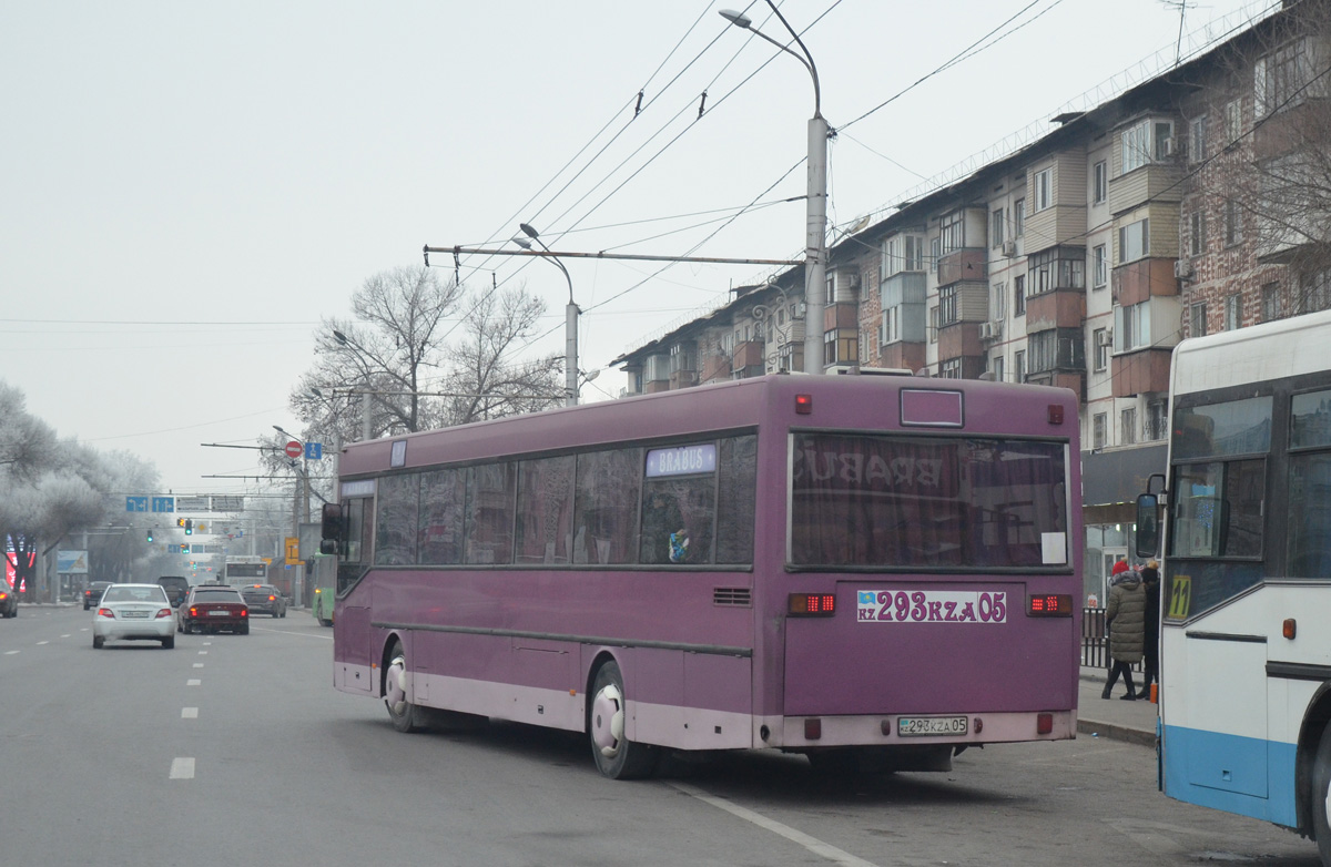 Almaty, Mercedes-Benz O405 # 293 KZA 05