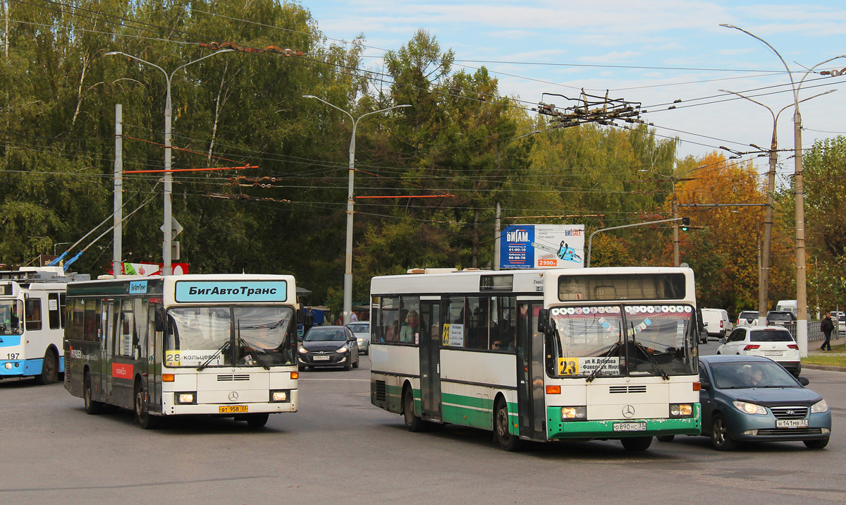 Vladimir region, Mercedes-Benz O405N2 # ВТ 958 33; Vladimir region, Mercedes-Benz O405 # О 890 НС 33