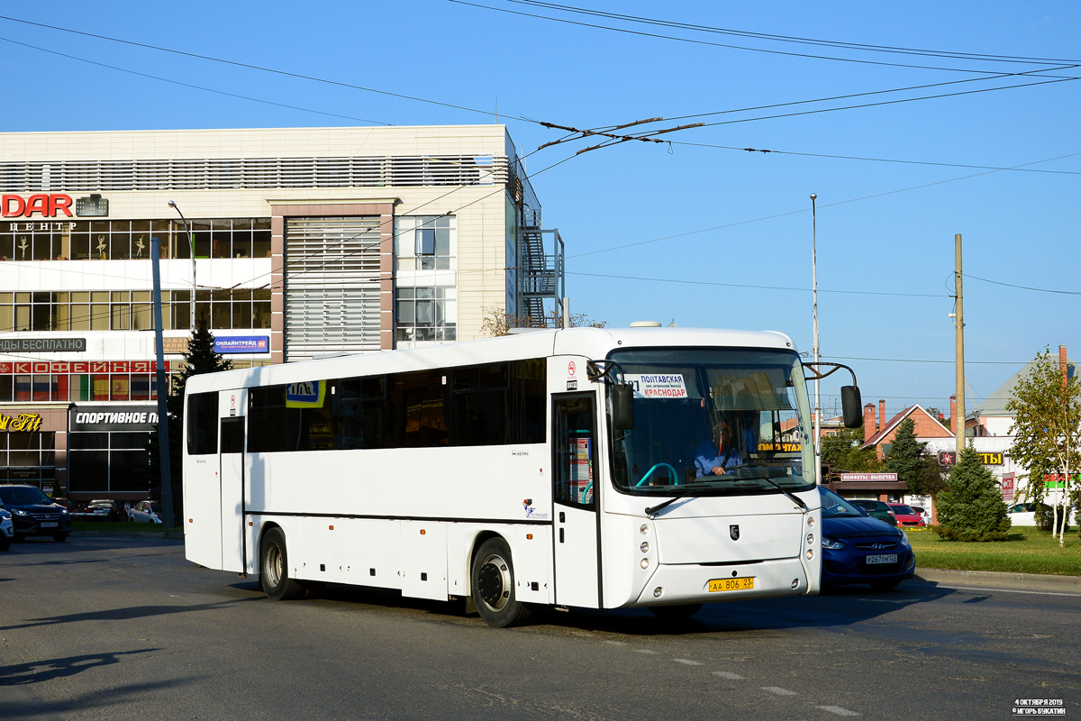 Krasnodar region, NefAZ-5299-17-42 # АА 806 23