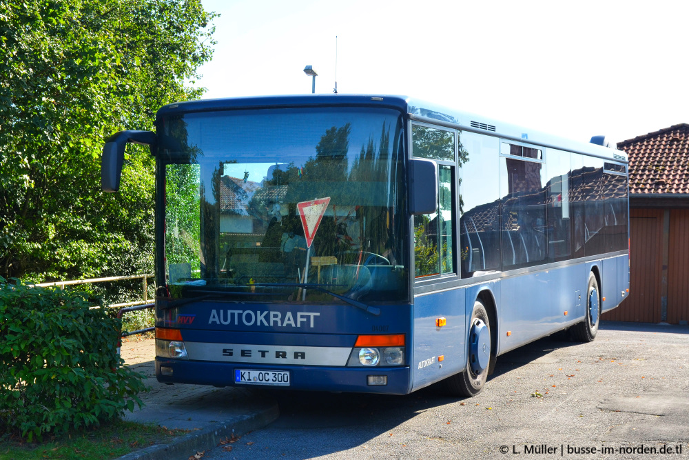 Germany, Setra S315NF # 04007