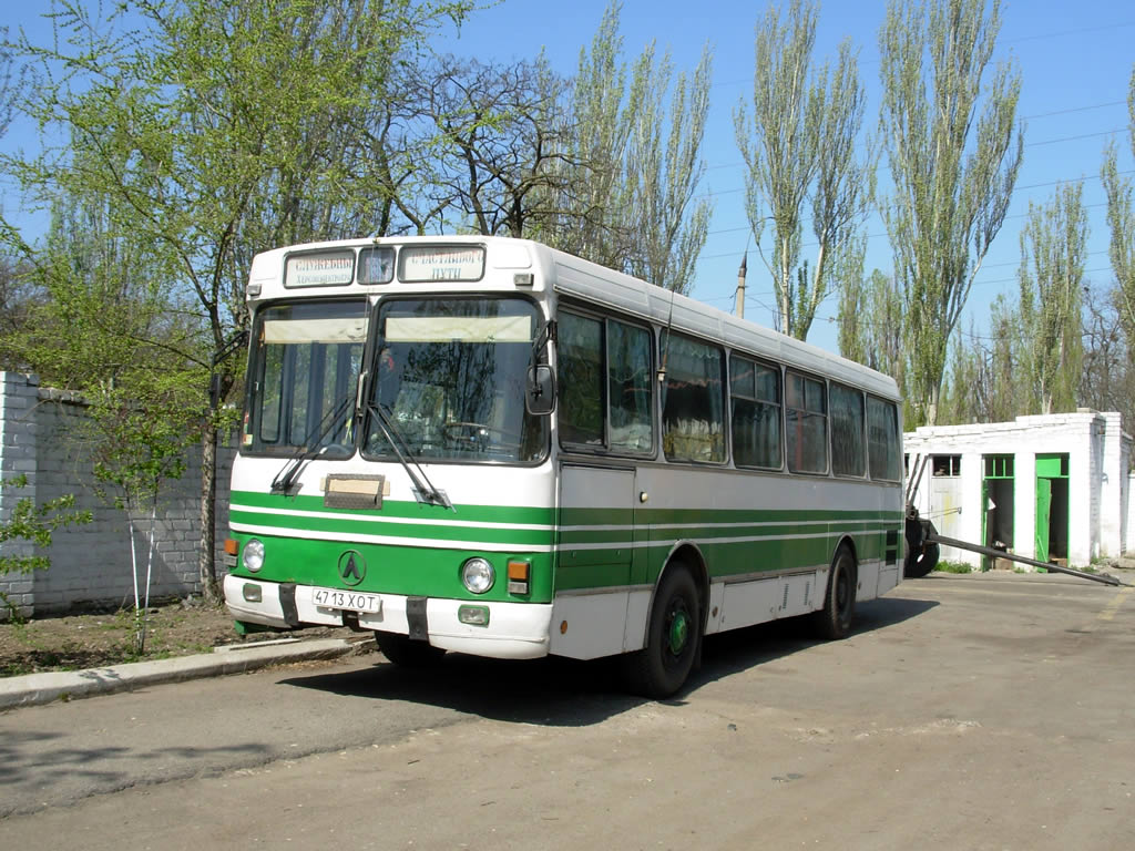 Автобус лаз 4202. ЛАЗ 4202. ЛАЗ-4202 автобус. ЛАЗ 4202 салон. Автобус ЛАЗ 42021.