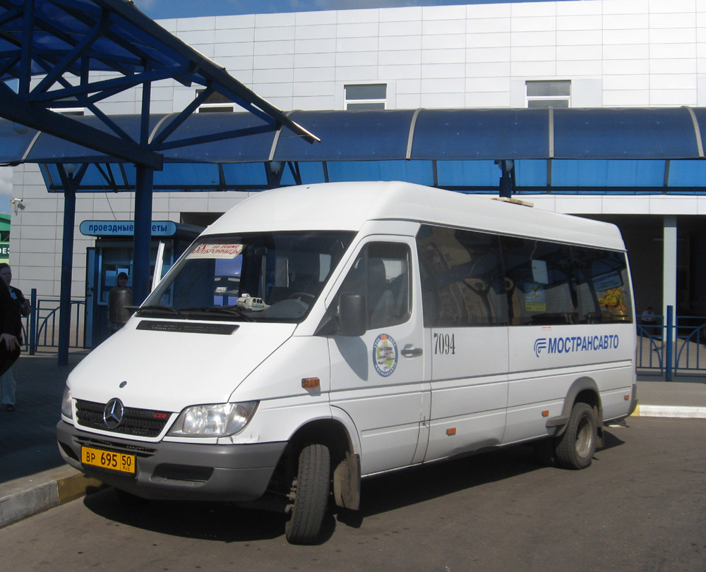 Раменский бронницы 38. MB Sprinter 413. Автобус 38 Раменское Бронницы. Автобус Бронницы Раменское. MB Sprinter 413cdi 