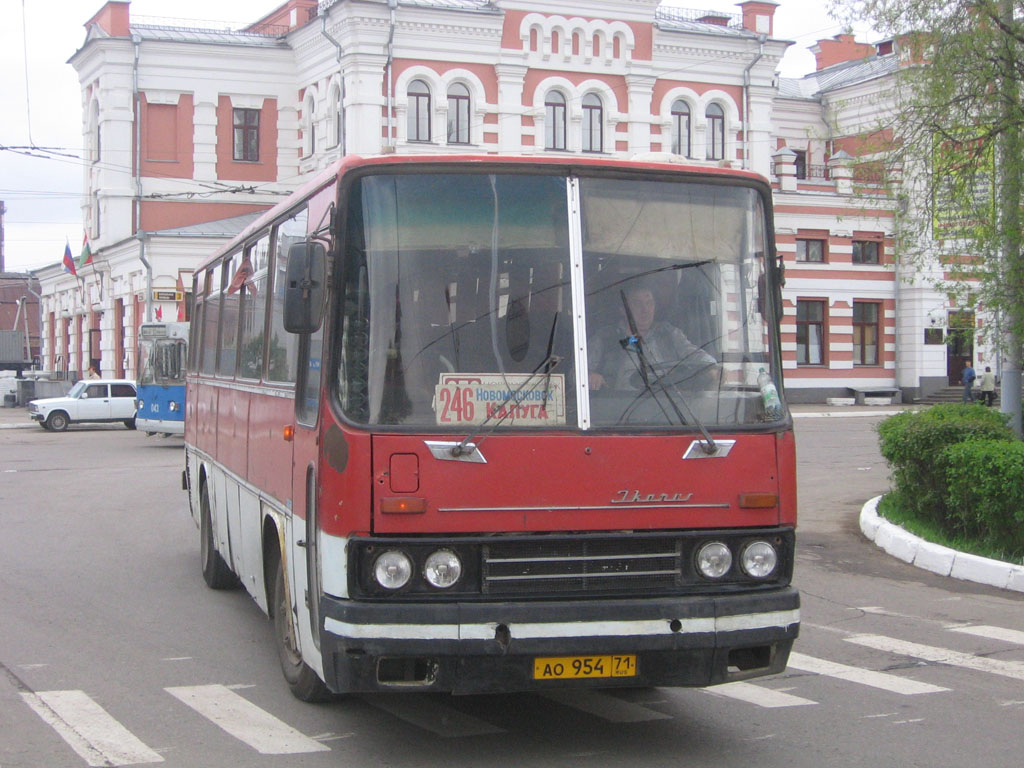 Сайт автовокзала новомосковск. Икарус 256.54. Ikarus 256.54. Икарус 246. Новомосковск автобусы ЛАЗ Икарус.