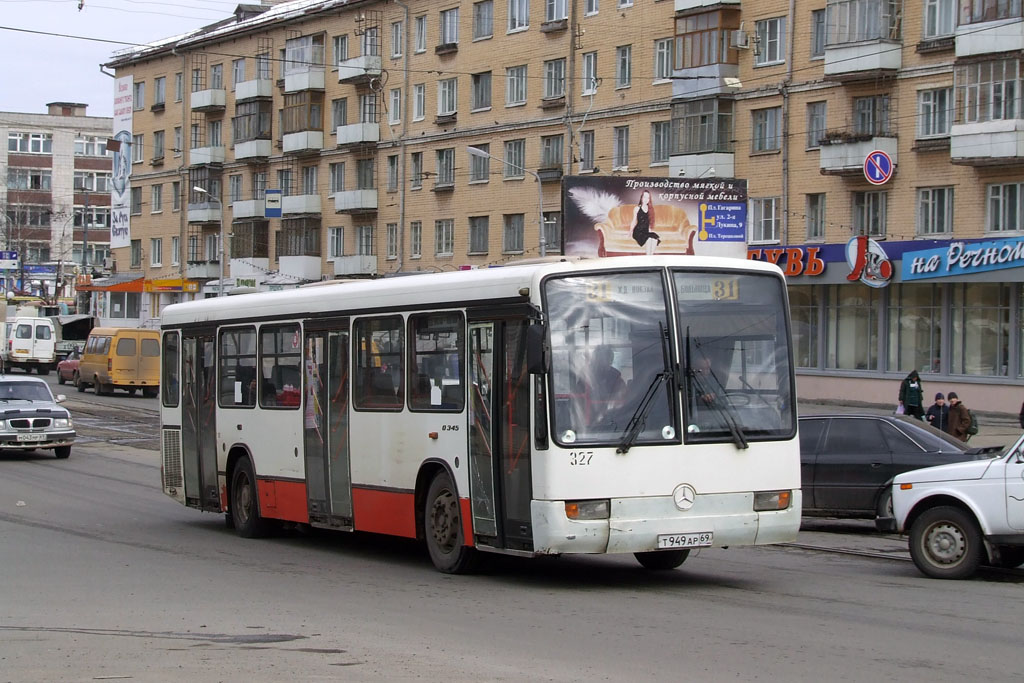 327 автобус маршрут. Mercedes o345. Мерседес автобус 345 Тверь. Общественный транспорт Твери. Тверской автобус.