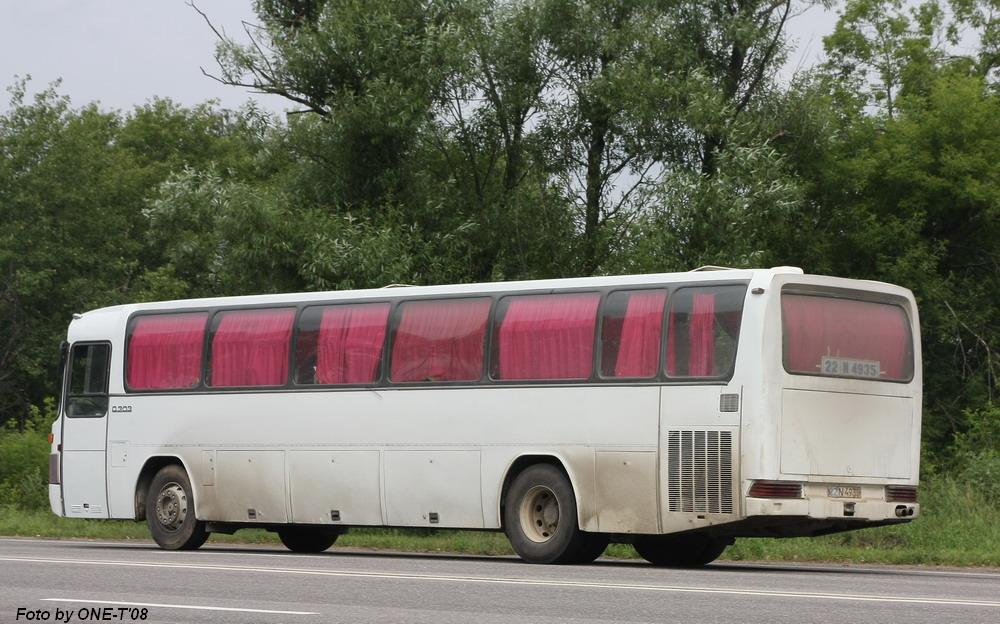 Автобус Mercedes Benz o303