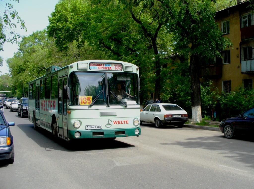 Almaty, Mercedes-Benz O305 # A 262 EWO