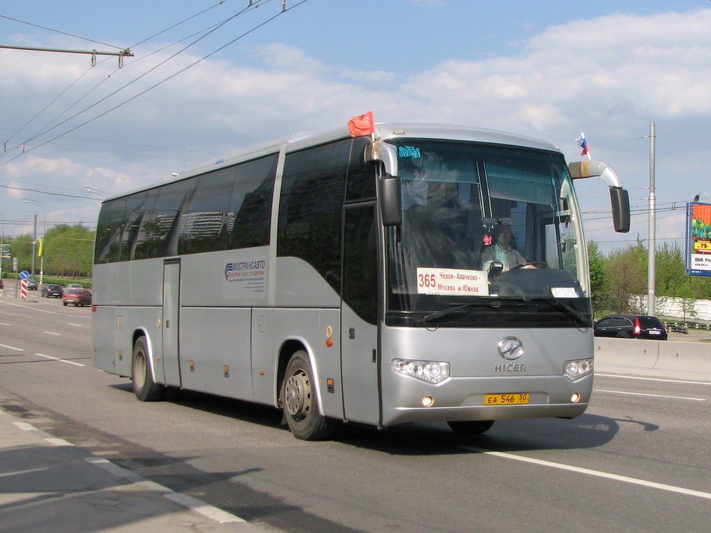 Автобус чехов москва 1365 расписание на сегодня. Higer klq6129q. Klq6770g. Хайгер 6129 с хромированными колпаками. Автобус 365.