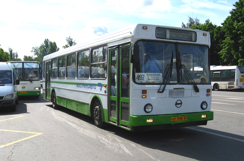 Крюково солнечногорск. ЛИАЗ 377. Остановка 497 автобуса в Крюково. Автобус 497 Крюково Солнечногорск. Крюково автобусы.