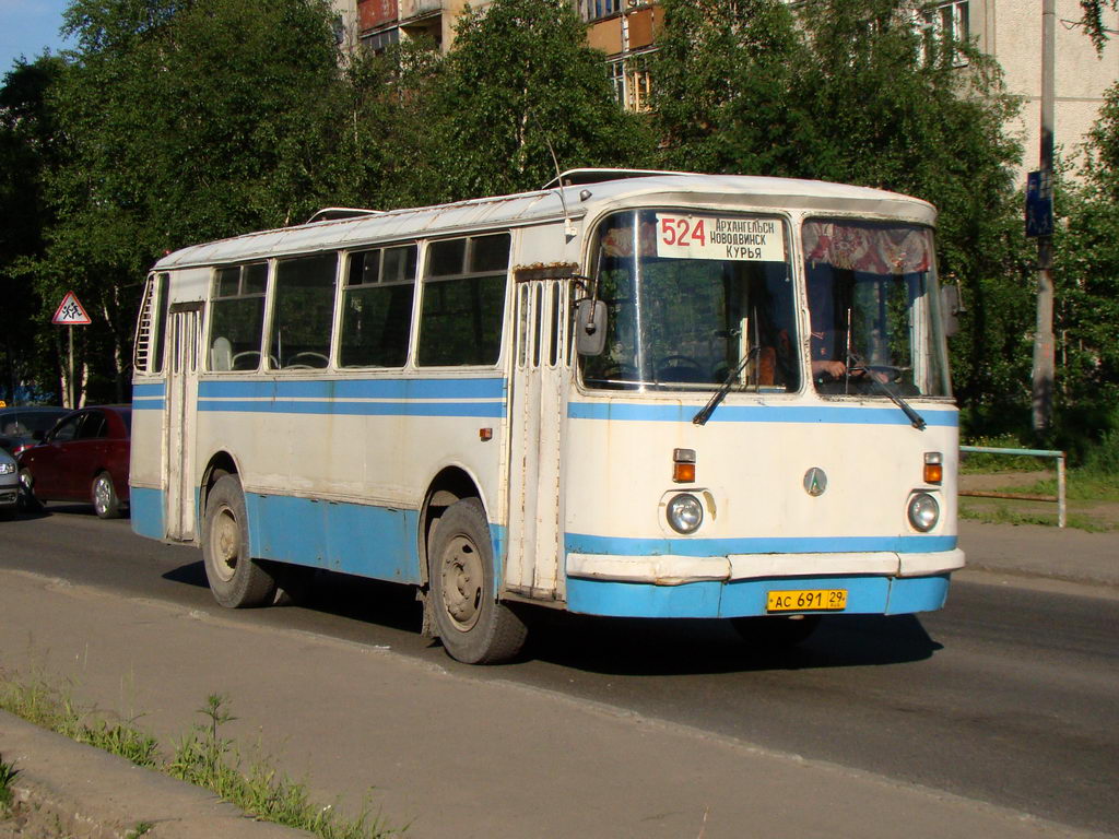 Новодвинск автобус 262. 524 Автобус Архангельск. Архангельск 524 ПАЗ. Архангельск Холмогор автобус 524. Автобус Холмогоры Новодвинск.