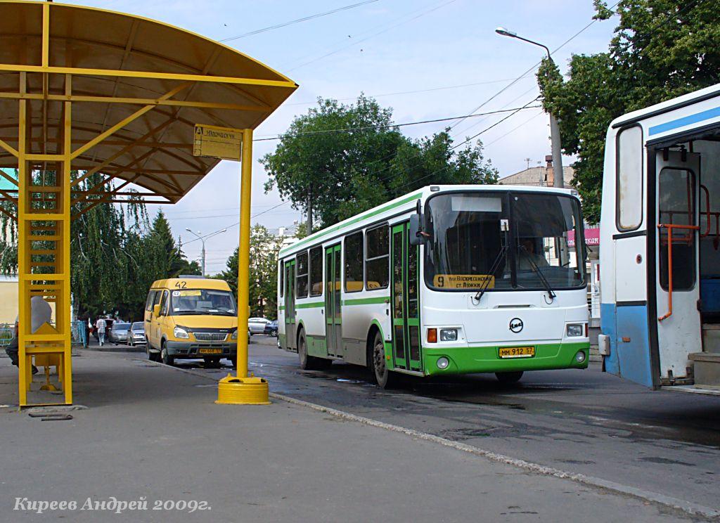 Остановки 57 автобуса екатеринбург. ЛИАЗ 5256 Орел.