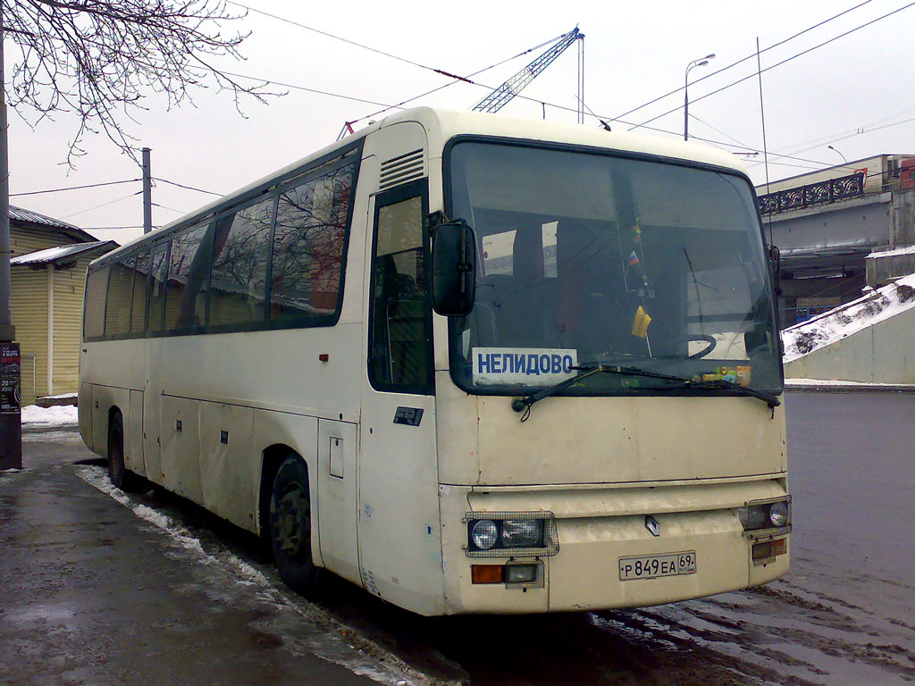 Расписание маршруток нелидово. Renault fr1. Автобус Нелидово Москва. Автовокзал Нелидово. Нелидовский автобус.