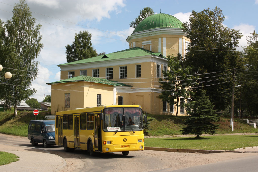 Тц восьмерка торжок фото