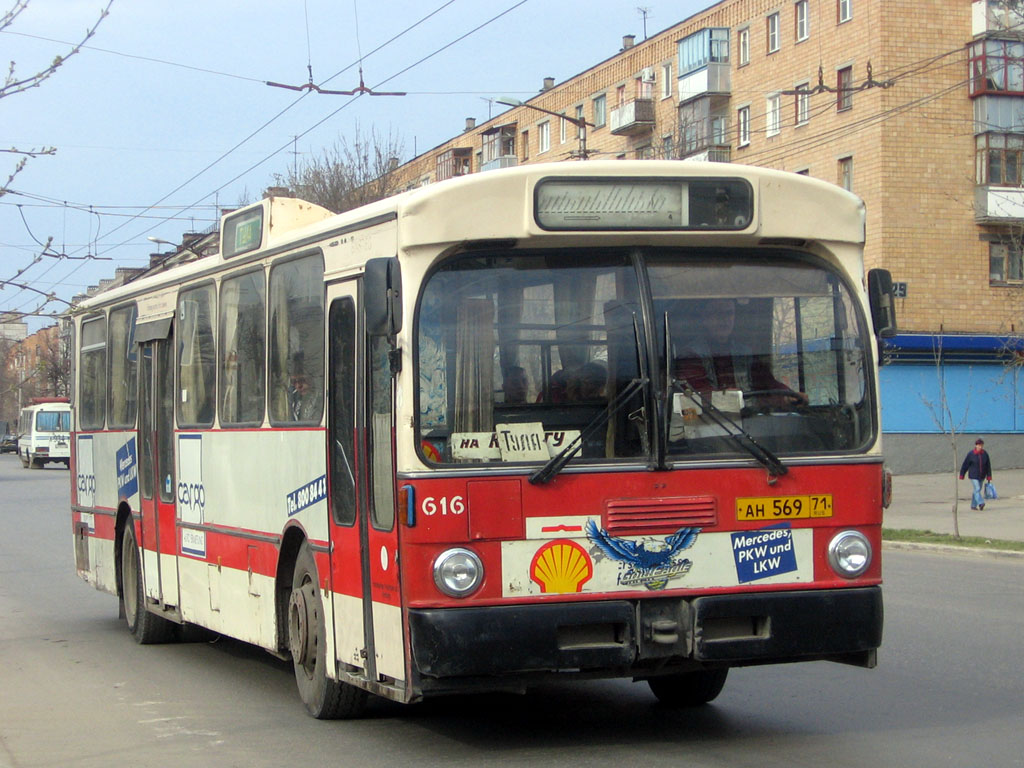 Mercedes Benz o305