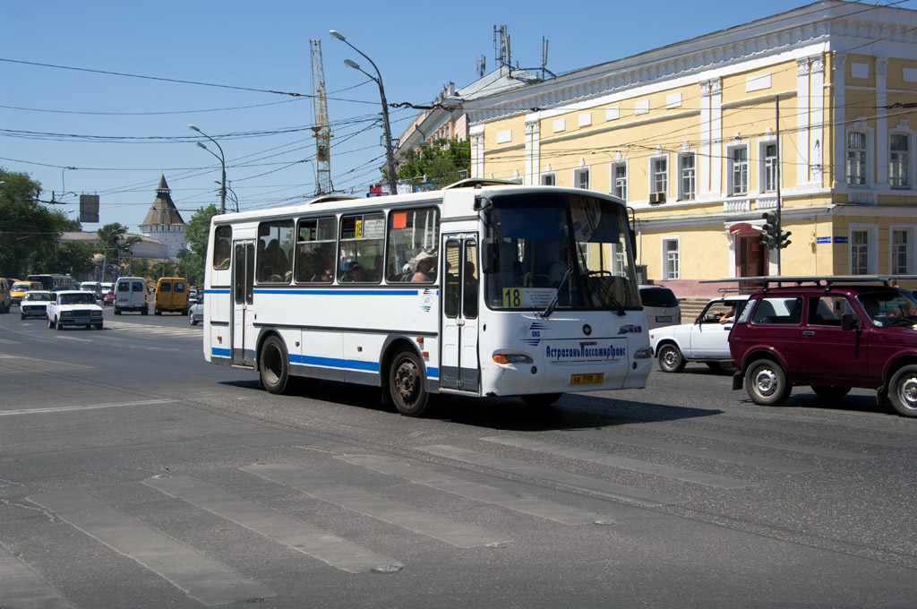 Автобусы астрахань. ПАЗ 4230 Астрахань. 19 Автобус Астрахань. 18 Маршрут Астрахань. Астрахань 16 автобус.