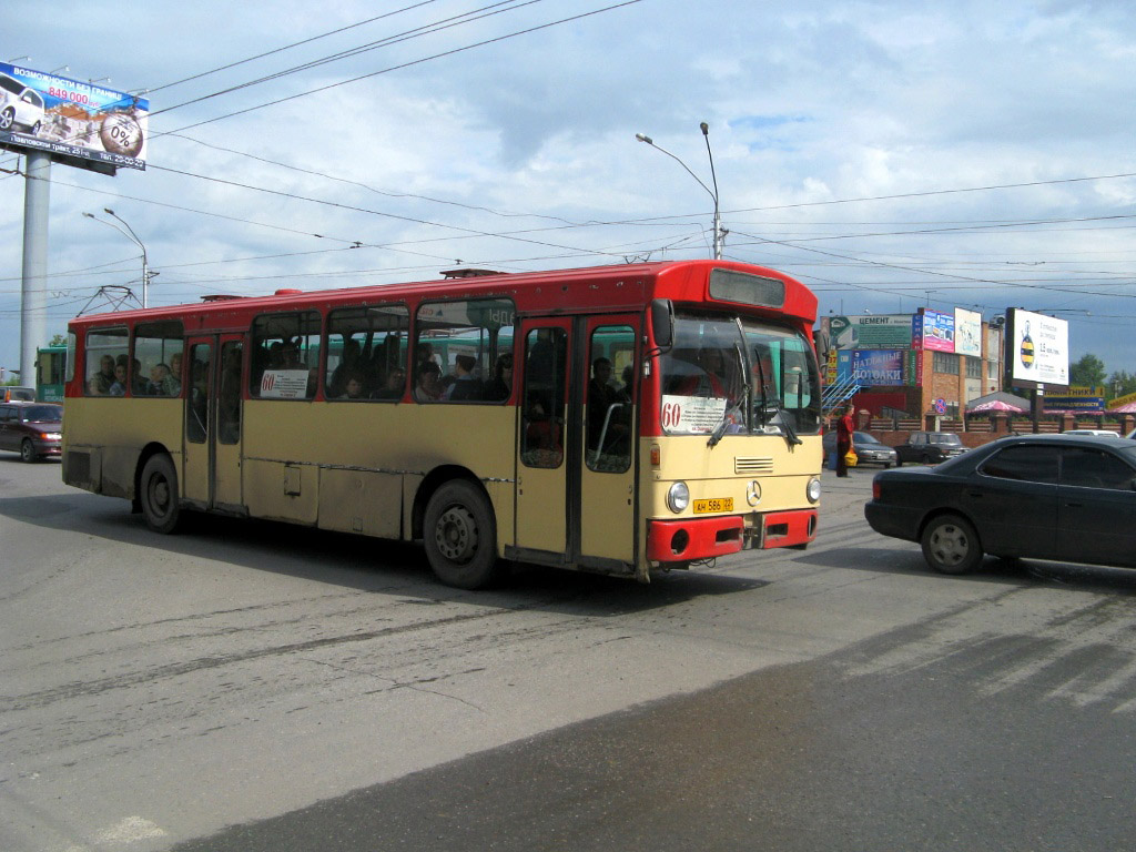 Транспорт барнаул. 60 Маршрут Барнаул. Автобус 60 Барнаул. Mercedes o305 Барнаул. Автобус 55 Барнаул.