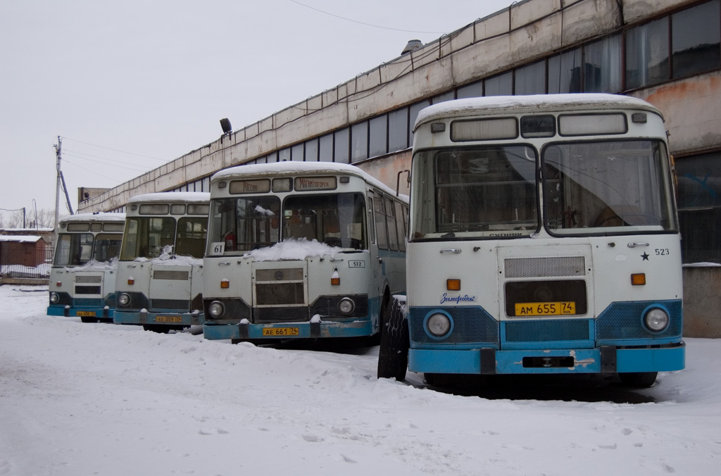 Автобус 1 челябинск. Автобусный парк Магнитогорск. Автовокзал Магнитогорск. Автобус Магнитогорск. Челябинский Автобусный завод.