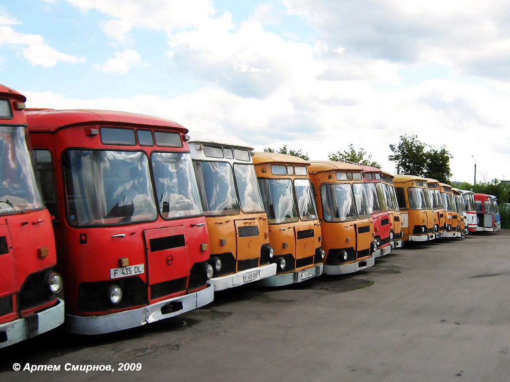 Тоо рост. Автобусный парк Йошкар-Ола. Автобусный парк Усть-Каменогорск. ПАТП. Автобусный парк №2.