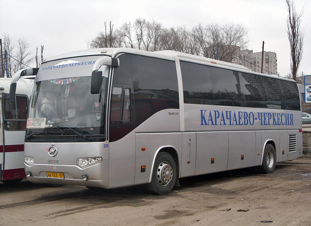 Автобус на черкесск сегодня. Higer klq6129q. Хайгер 6120. Фотобус Higer 6129. Higer k742ур126.