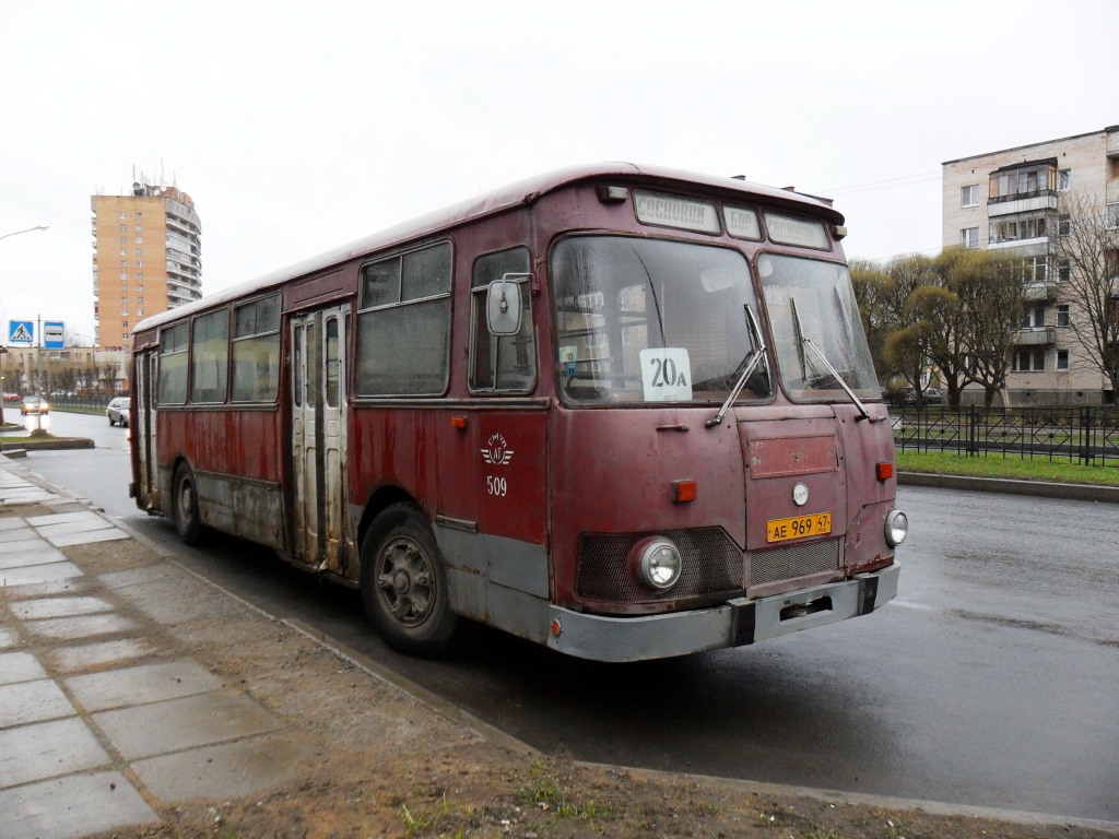 Автобусы ленинградская область. ЛИАЗ 677 Ленинградская область. Автобус 677 Сосновый Бор. СМУП автотранспортное Сосновый Бор. Автобус ЛЕНОБЛАСТЬ.