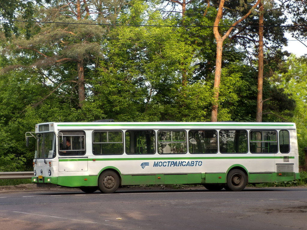 Маршрут 26 автобуса щелково. ЛИАЗ 5256 Мострансавто. Маршрутки Щелково. Жёлтый автобус в Лосино Петровском кофелибри.