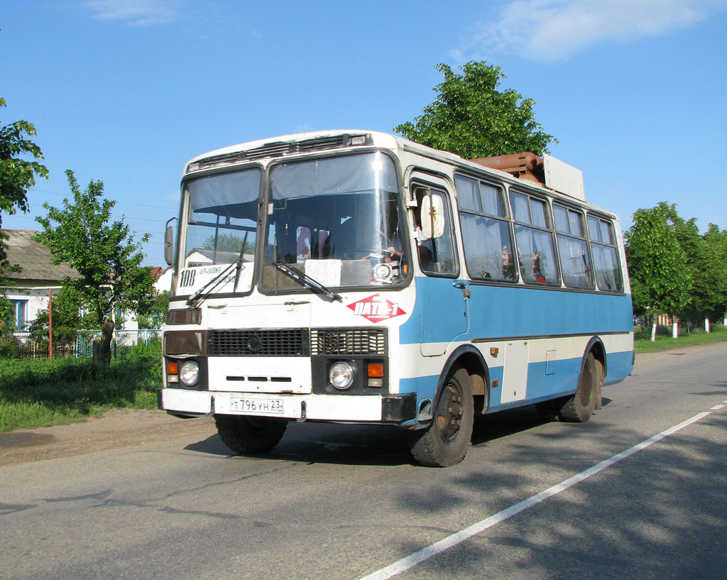 Армавир майкоп автобус. ПАЗ 3205 Армавир. Автобус ПАЗ Армавир. Краснодарский край ПАЗ Т 811. Армавир ПАЗ 2021.