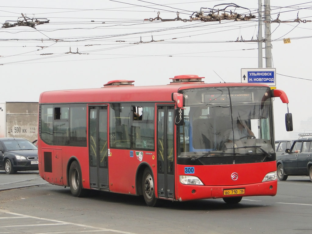 Маршрут 75. Красный автобус в Казани Golden Dragon.