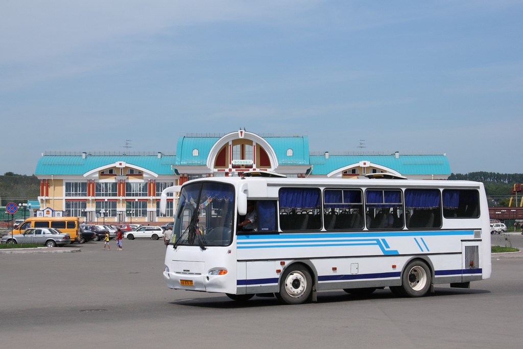 Автобус барнаул алтай. ПАЗ 4230 Бийск. ПАЗ 4230 спереди. ПАЗ Павловск Алтайский край. ПАЗ аукцион в Алтайском крае.