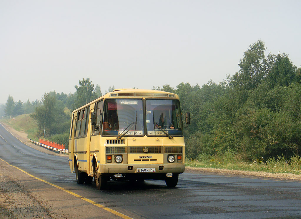 Автобусы волгореченск кострома. Автобус Волгореченск Кострома. Автобус Нерехта Волгореченск. Волгореченск Кострома маршрут автобуса. Автовокзал Волгореченск.