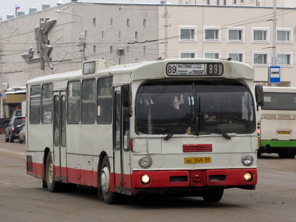 Маршрут 89 пенза. Mercedes-Benz o305 c307. Mercedes o305 Екатеринбург. Mercedes-Benz o325 в Чувашии. Тюмень АС 461.