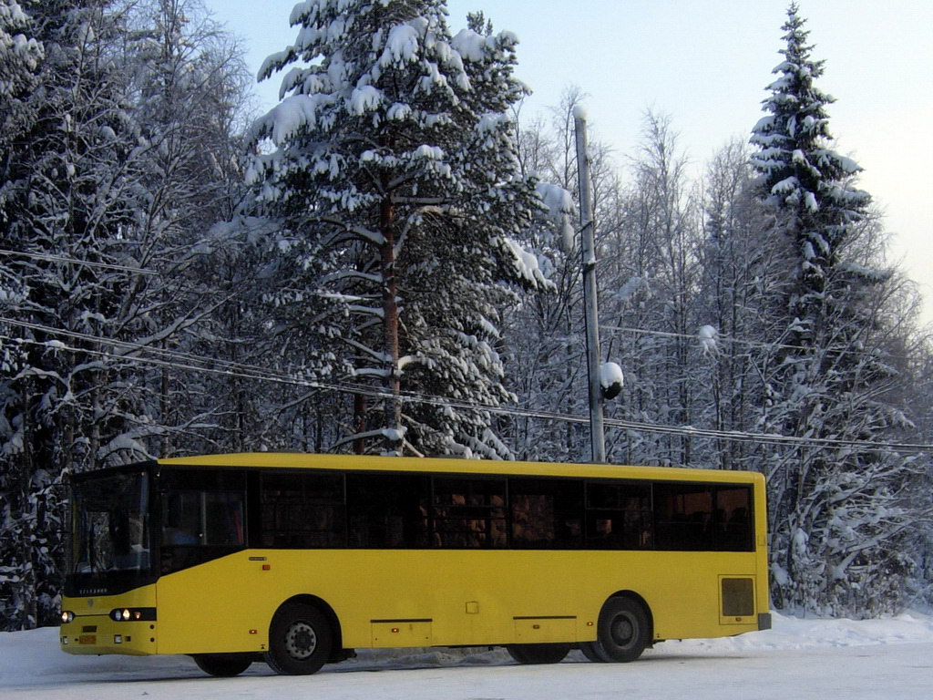 Карелия автобусный тур из нижнего. Автобус Костомукша. Автобус Карелия. Автобус Костомукша Кимасозеро. МУП автотранспорт Костомукша.