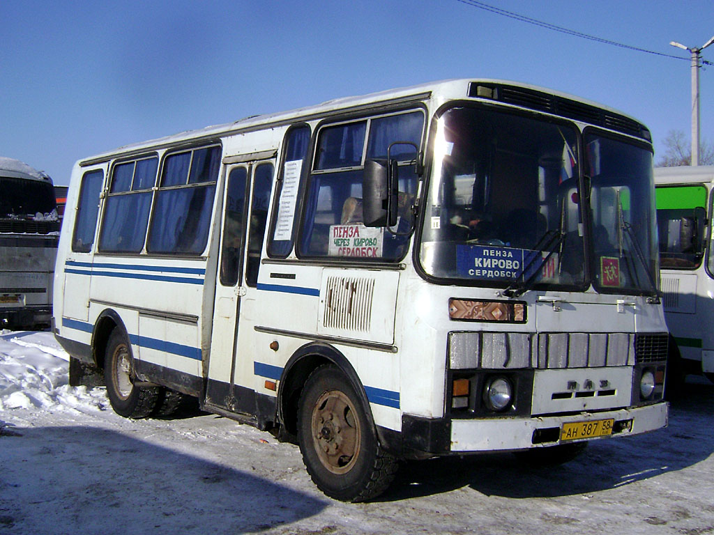 Автобус сердобск пенза. ПАЗ-3205 автобус Пензенская область. ПАЗ 3205 Пенза. ПАЗ 3205 Сердобск. Автобусы ПАЗ 3205 С 1993 года Пензенская область.