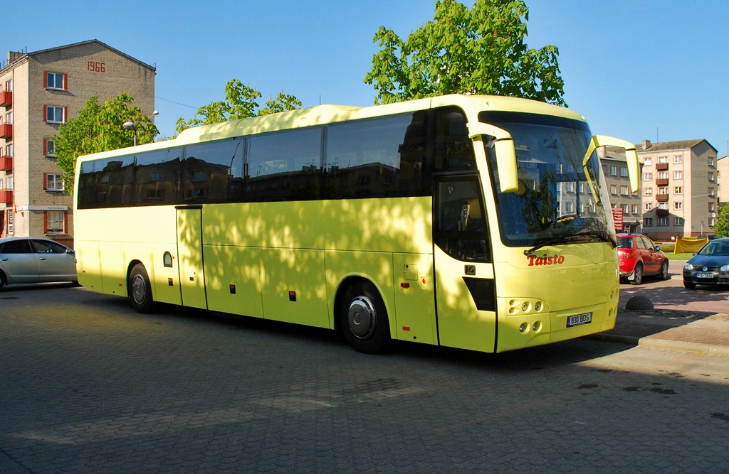 Автобус приморск парнас. Temsa Safari hd13. 830 Автобус. Автобусы в Эстонии. Автобус 830 Приморск.