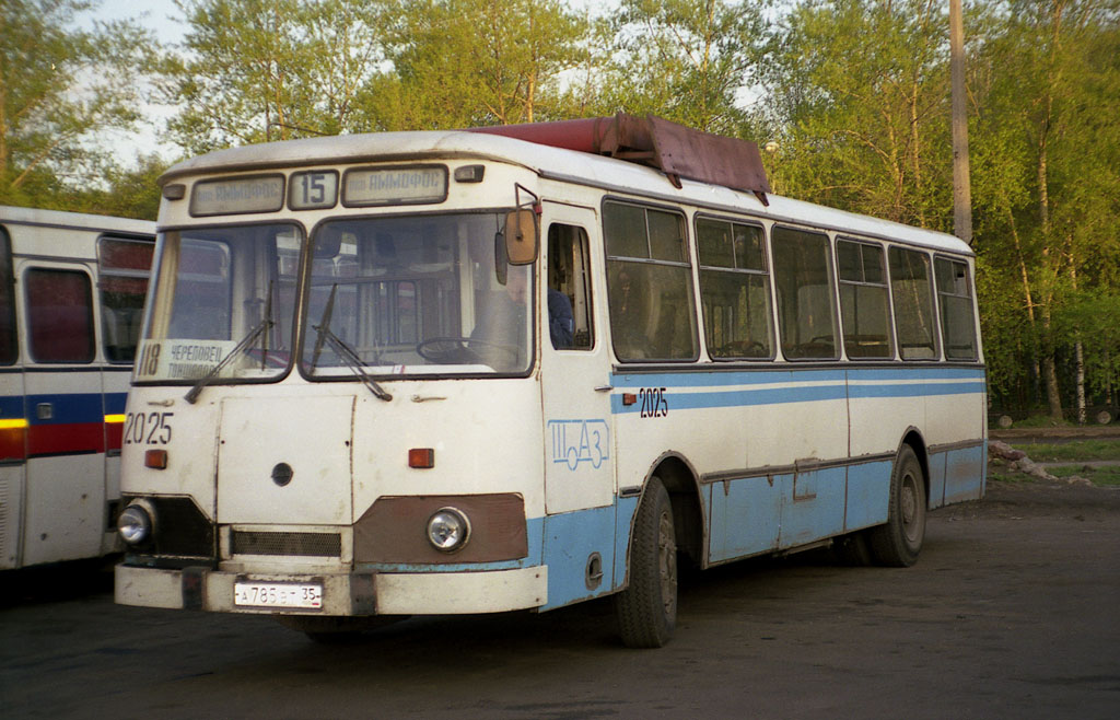 Автобус 3 череповец. ЛИАЗ 677 ТОАЗ. ЛИАЗ 677 Череповец. ЛИАЗ 677 Вологда. Автобус ЛИАЗ Череповец.