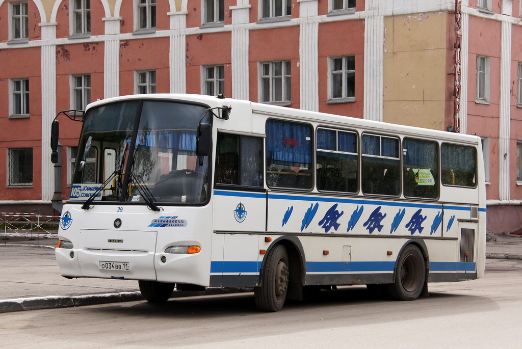 Автобусы воркута. Воркута ПАЗ. Воркута ЛИАЗ. Воркута автобус ПАЗ. Воркута автобус.