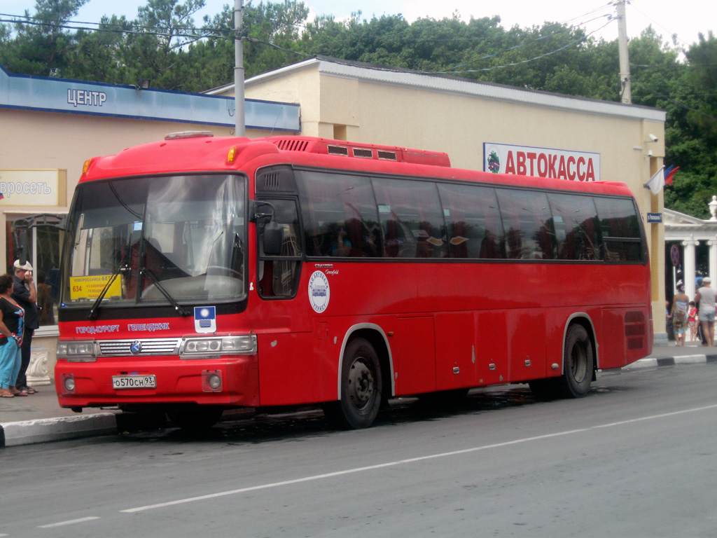 Автобус кабардинка анапа. Granbird km948 Greenfield. Автостанция Кабардинка. Автобус Бетта Новороссийск. Автобус Кабардинка.