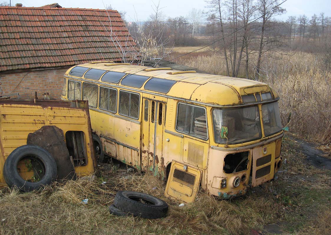 Poltava region, PAZ-672M # б/н3; Poltava region — Old buses
